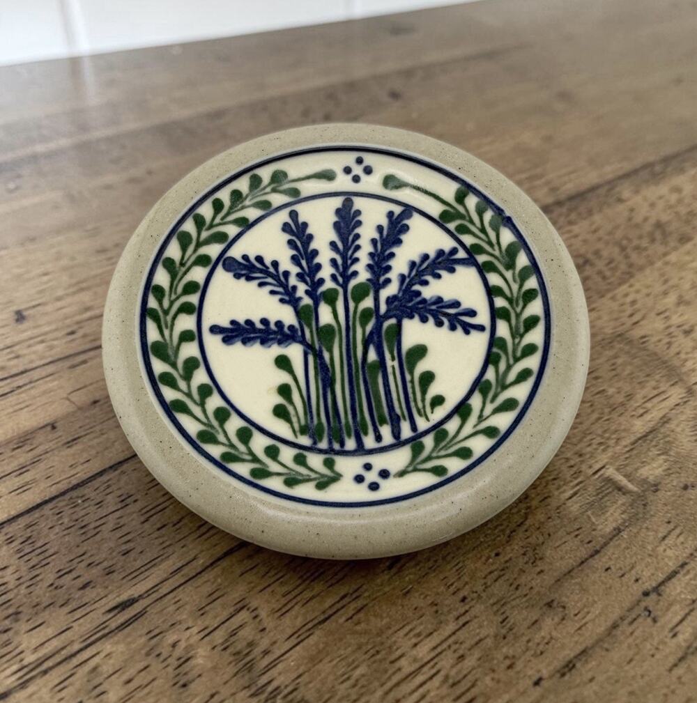 Cornish Hill Pottery Gogi Millner Spoon Rest Wheat Sheaf 2010 NH Made
